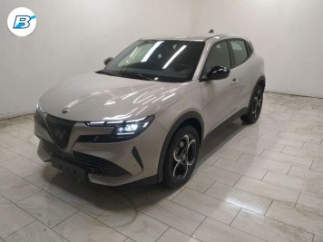 Alfa Romeo Junior 1.2 ibrida 145cv edct6