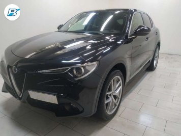 Alfa Romeo Stelvio 2.2 t Executive Q4 210cv auto my19