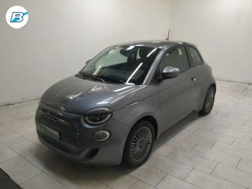 FIAT 500e La Prima