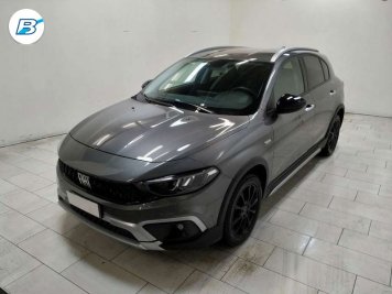 FIAT Tipo 5p 1.0 Cross 100cv