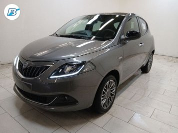 Lancia Ypsilon 1.0 firefly hybrid Gold Plus s&s 70cv
