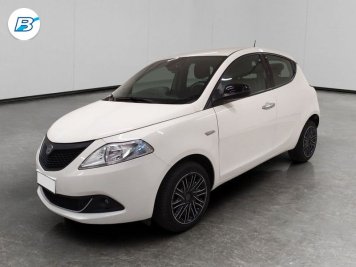 Lancia Ypsilon 1.0 firefly hybrid Gold s&s 70cv 5p.ti