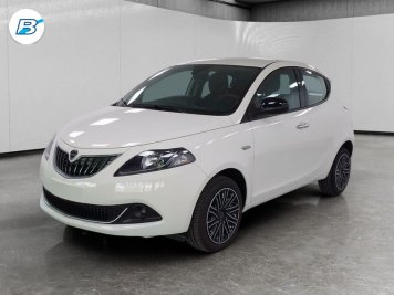 Lancia Ypsilon 1.0 firefly hybrid Gold s&s 70cv