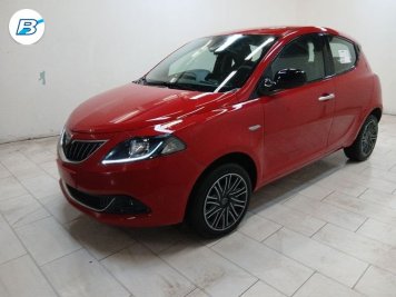 Lancia Ypsilon 1.0 firefly hybrid Gold s&s 70cv