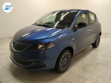 Lancia Ypsilon 1.0 firefly hybrid Platino s e s 70cv