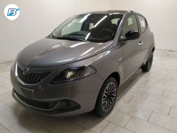 Lancia Ypsilon 1.0 firefly hybrid Platino s e s 70cv