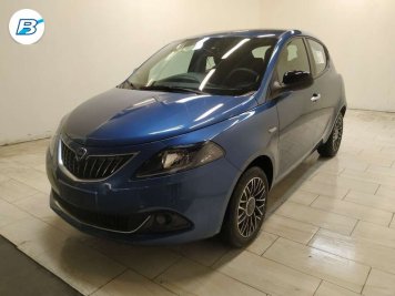 Lancia Ypsilon 1.0 firefly hybrid Platino s&s 70cv