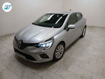 Renault Clio 1.6 E-Tech hybrid Intens 140cv auto my21